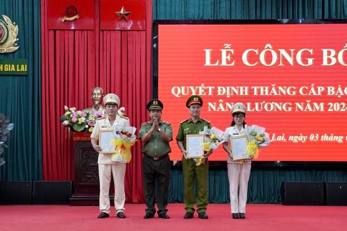 1.117 cán bộ, chiến sĩ Công an Gia Lai được thăng cấp hàm, nâng bậc lương năm 2024