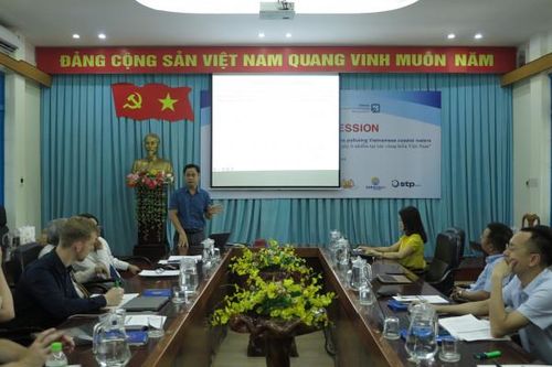 Thảo luận tiến độ dự án về giảm thiểu rác thải ngư cụ gây ô nhiễm