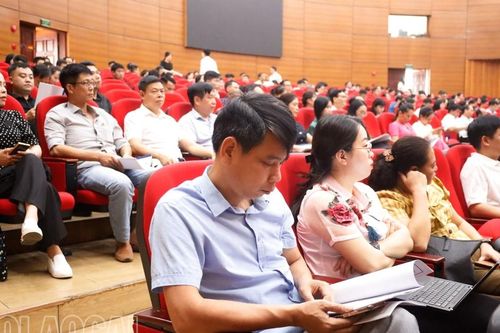 Gần 500 cán bộ, công chức, viên chức được bồi dưỡng kiến thức và kỹ năng hội nhập quốc tế