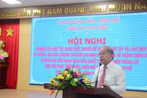 Nam Đông phải phấn đấu đạt chuẩn huyện nông thôn mới