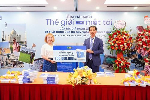 Chủ tịch Tập đoàn CEO Đoàn Văn Bình ra mắt cuốn sách 'Thế giới trong mắt tôi'