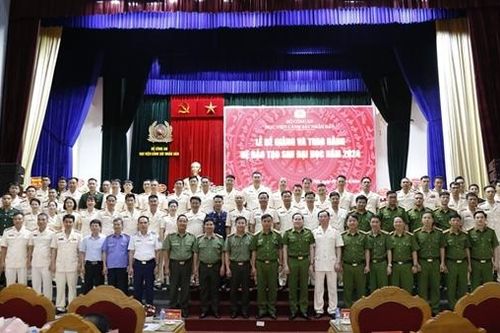 Học viện CSND trao bằng tiến sĩ, thạc sĩ năm 2024
