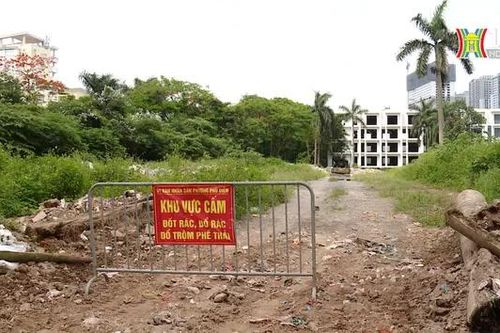 Ngang nhiên san lấp ao, hồ để xây dựng trái phép