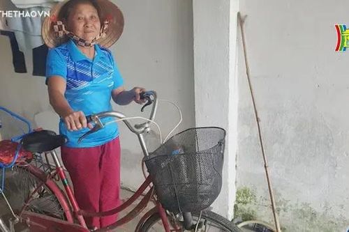 Phía sau của những tấm huy chương