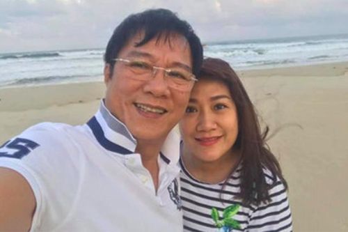 NSND Trọng Trinh lần đầu khoe con trai cả và kể lại mối tình với vợ kém 16 tuổi