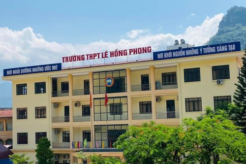 Hội phụ huynh thu 400.000 đồng/em 'mời cơm' hội đồng thi: Trường yêu cầu hoàn trả