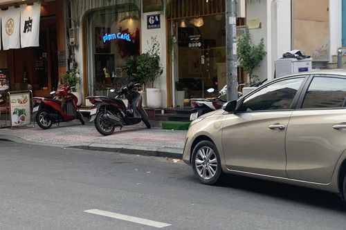 Điều tra vụ người nước ngoài bị đâm chết ở trung tâm TP.HCM