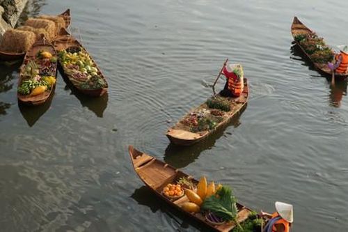 Khai mạc Tuần lễ trái cây 'Trên bến dưới thuyền'