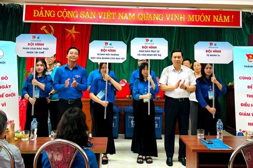 Triển khai các đội hình tình nguyện bảo vệ môi trường