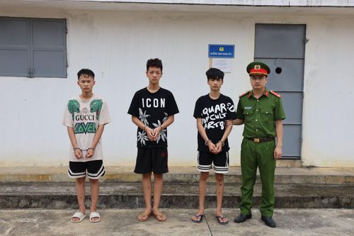 Truy bắt nhóm thanh niên vác đao kiếm chặn đường cướp tài sản