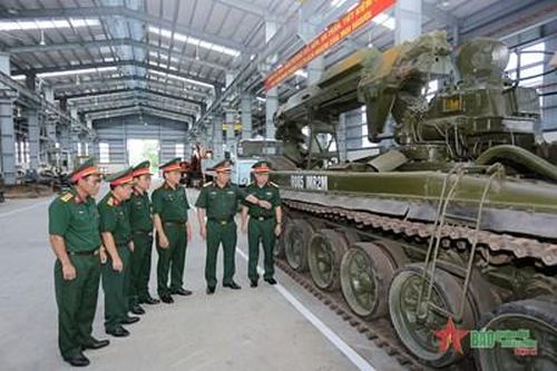 Phát huy mạnh mẽ tinh thần thi đua, hoàn thành xuất sắc công tác tham mưu kỹ thuật toàn quân