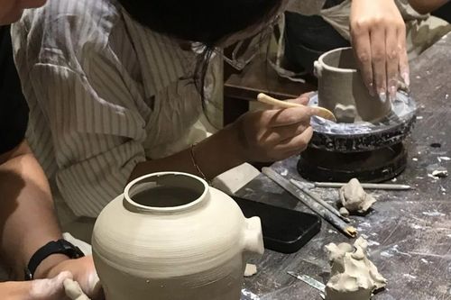 Lạm dụng 'chữa lành', đừng hời hợt với tâm hồn mình