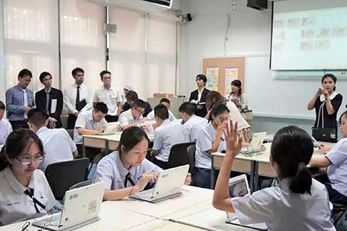 Thái Lan đưa trẻ em quay lại trường học