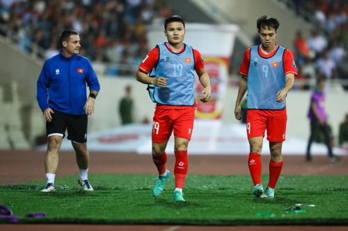 Quang Hải có giành lại được chỗ đứng ở đội tuyển quốc gia?