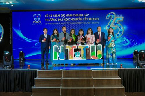 Trường Đại học Nguyễn Tất Thành kỷ niệm 25 năm thành lập