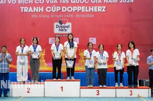 Ninh Bình đạt 24 huy chương tại Giải vô địch cờ vua trẻ quốc gia 2024