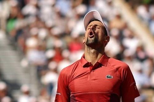 Djokovic rút lui khỏi Roland Garros, chính thức mất ngôi số 1 thế giới
