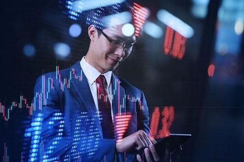 Cổ đông lớn, người nhà lãnh đạo doanh nghiệp ồ ạt thoái vốn
