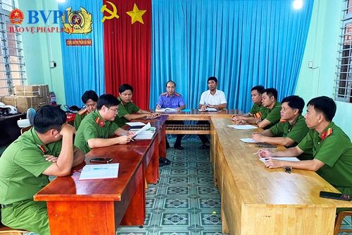 VKSND huyện Gò Dầu phối hợp kiểm tra việc tiếp nhận, xử lý tin báo của Công an cấp xã