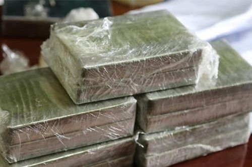 Tội chiếm đoạt chất ma túy có mấy khung hình phạt?