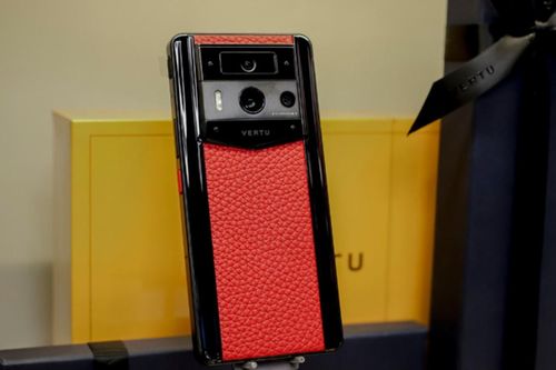 Không phải iPhone 15, mẫu điện thoại hơn 100 triệu này mới đang là xu hướng của thị trường