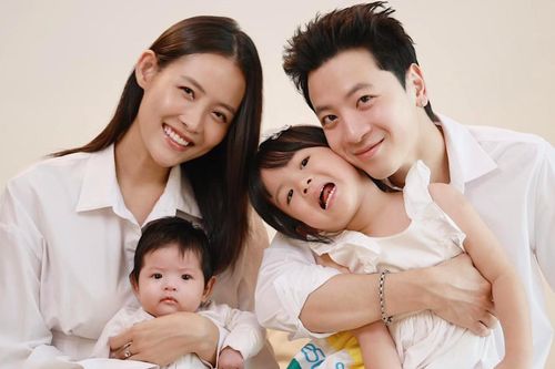 Tăng cân sau khi sinh hai con, nhan sắc Trương Mỹ Nhân ra sao?