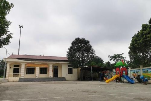 Sập mái hiên nhà văn hóa khiến 6 học sinh Hà Nội nhập viện: Hé lộ nhiều bất thường