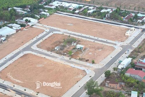 Dự án Đường cao tốc Phan Thiết - Dầu Giây: Hàng trăm hộ dân vẫn chờ để xây nhà tái định cư