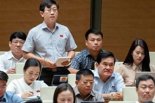 Hai vấn đề làm nóng nghị trường