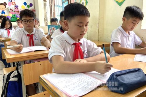 Tự hào 'Chiến sĩ nhỏ Điện Biên' tiêu biểu