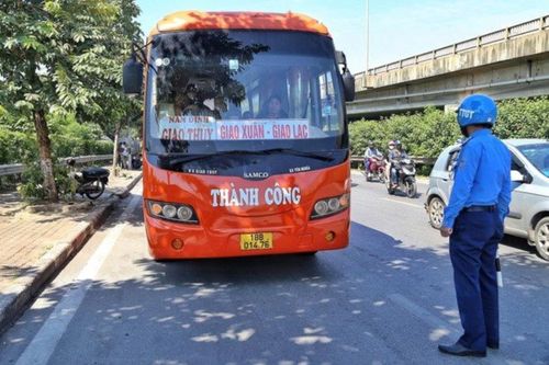 Hà Nội: Xử lý hàng nghìn trường hợp vi phạm về giao thông