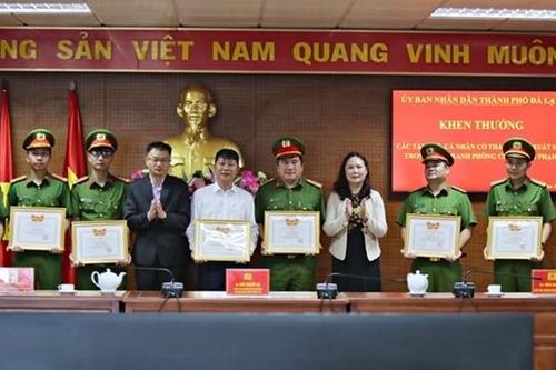 Nhiều tập thể, cá nhân thuộc Công an TP Đà Lạt được khen thưởng