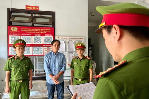 Bắt nhân viên kinh doanh lừa đảo, chiếm đoạt tiền của khách hàng