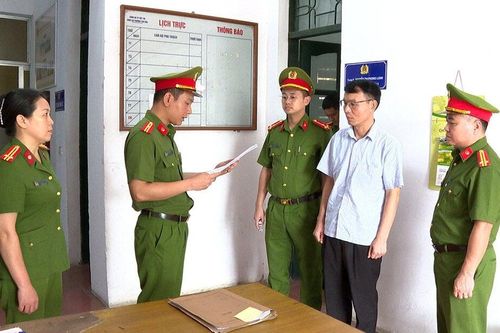 Bắt Phó Giám đốc Sở TN&MT Bắc Kạn Nông Đức Di