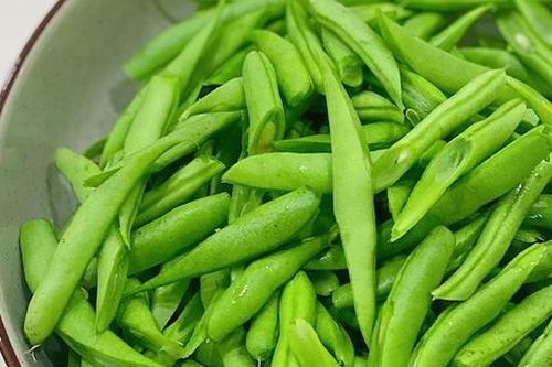 Mẹ đảm Hà Nội 'bật mí' chế biến đậu cô ve với nguyên liệu này, đến các con cũng không ngừng xin cơm