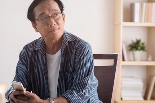 Tôi 70 tuổi, sức khỏe tốt, lương hưu 34 triệu/tháng nhưng sống không vui vẻ gì: Thay đổi 3 thứ mới thấy đời sang trang