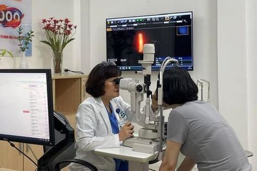 Cận thị khi nào thì nên mổ?