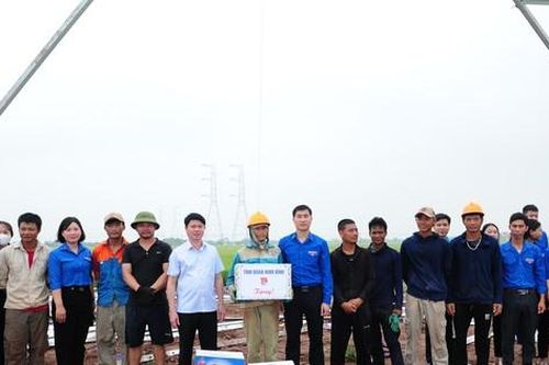Đoàn viên Thanh Hóa, Nam Định, Ninh Bình tích cực tham gia dự án đường dây 500kV mạch 3