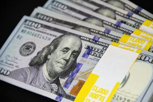 Vì sao FED phải in 3.000 tỷ USD?