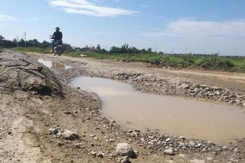Con đường đau khổ!