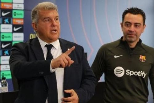 Chủ tịch Barcelona Joan Laporta nêu rõ lý do sa thải HLV Xavi