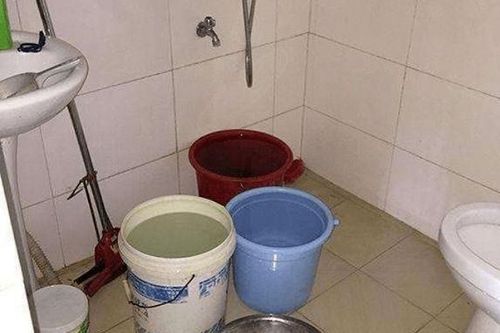 Khởi tố cô giữ trẻ để em bé tử vong trong xô nước