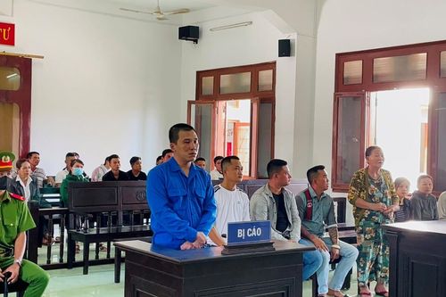 Đâm bạn tử vong vì không chịu vào hát karaoke