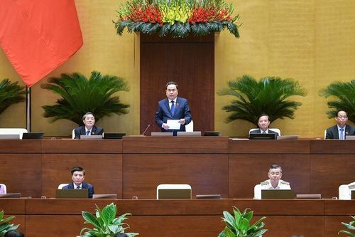 Hôm nay, Quốc hội thảo luận ở hội trường về dự thảo Nghị quyết thí điểm bổ sung một số cơ chế, chính sách đặc thù phát triển tỉnh Nghệ An