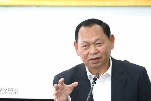 Campuchia quan tâm đầu tư phát triển mạng lưới đường giao thông nông thôn