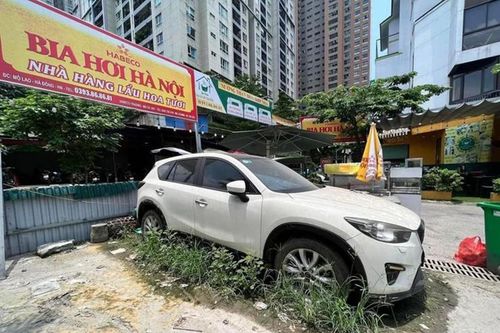 Chủ nhân Mazda CX-5 'để quên' xe ở quán bia Hà Nội gần 2 năm