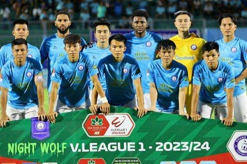 Cầu thủ CLB Khánh Hòa lại đình công vì bị nợ 3 tháng lương