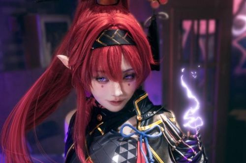 Mỹ nhân cosplay YinLin trong Wuthering Waves