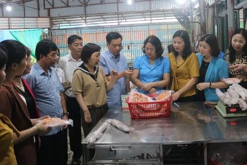 Nữ chủ cơ sở hải sản có 6 sản phẩm được công nhận OCOP