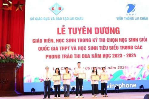 Lai Châu: 198 học sinh, 4 giáo viên được tuyên dương